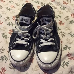 Converse sneakers women's size 9.5
