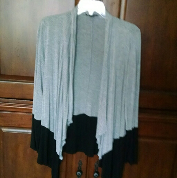 SOLD! ABStudio Cardigan Size Large