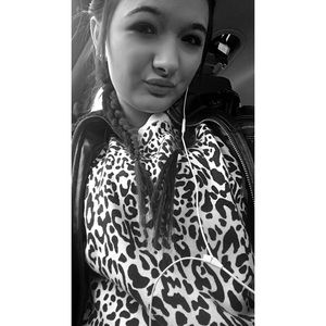 Meet your Posher, Paige