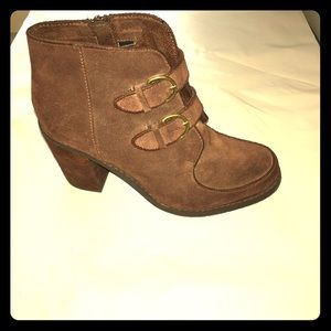 BC footwear brown booties
