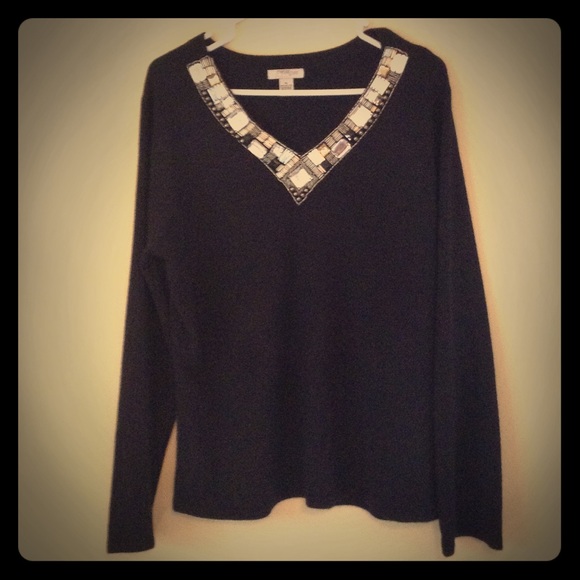 ✨NWOT Rhinestone top✨ - Picture 1 of 1