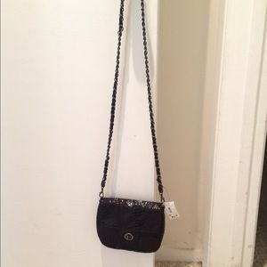 The limited cross over purse