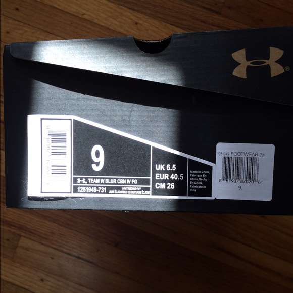 UnderArmour Cleats - Picture 4 of 4