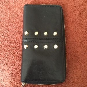 Michael Kors black zipper wallet