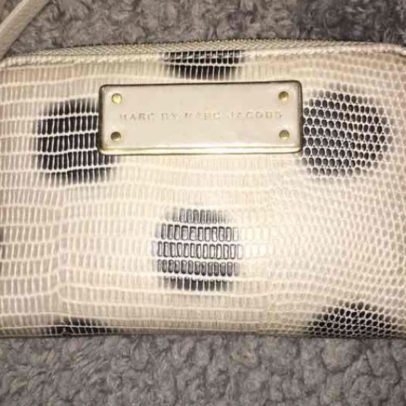 Marc By Marc Jacobs Wallet Authentic  ✨ - Picture 4 of 4