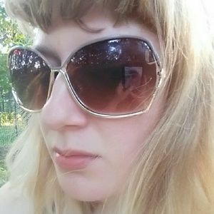 Meet your Posher, Arianne