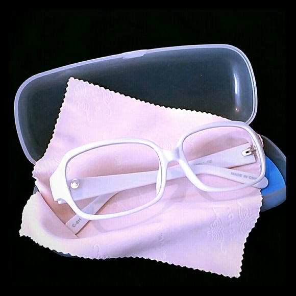 Eye glasses frame