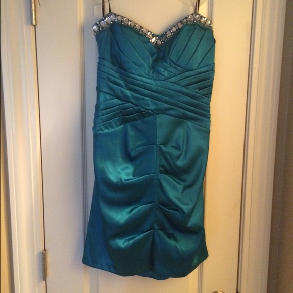 B. Darlin formal dress