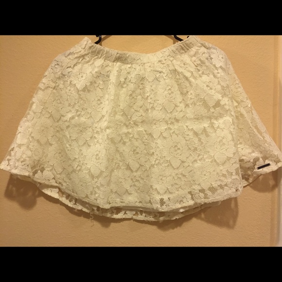 NWOT Abercrombie and Fitch Shine Lace Skirt - Picture 2 of 4