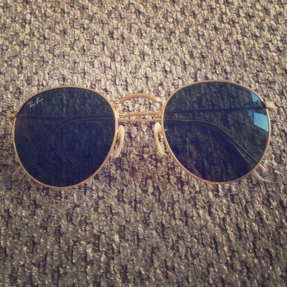 Ray-Ban Round Metal