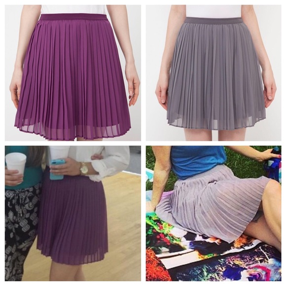 Set of 2️⃣ Uniqlo chiffon pleated mini skirts💜