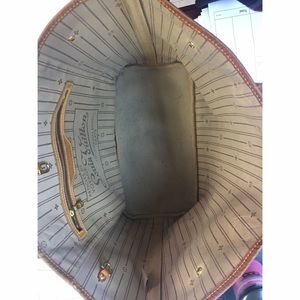 Additional Photos of Neverfull