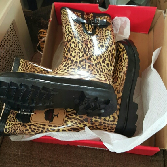 NWB HP Chooka leopard wellie 10 NO bundling - Picture 2 of 4