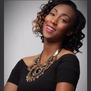 Meet your Posher, Lashunna