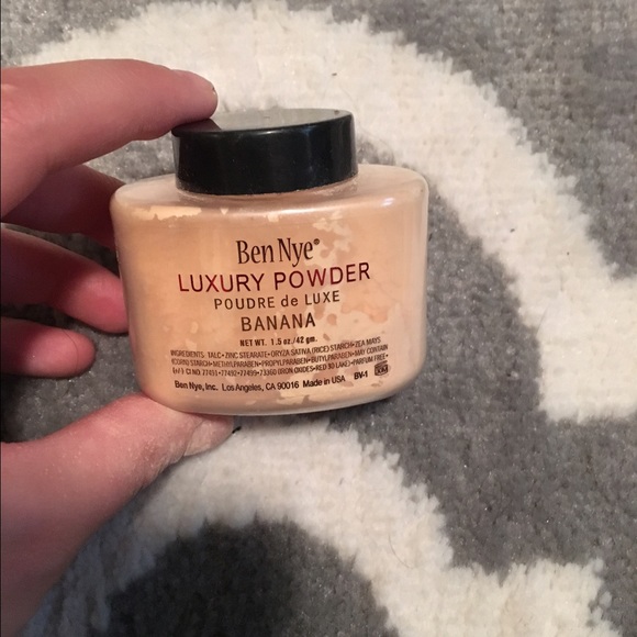 Ben Nye Banana Powder!