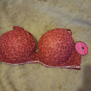 38C push up bra never worn