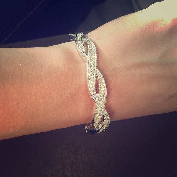 Premier Designs "Evening Out" bracelet