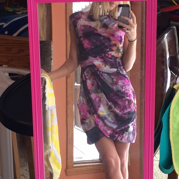 More pictures of Karen Millen Dress & Heels🌟 - Picture 2 of 4