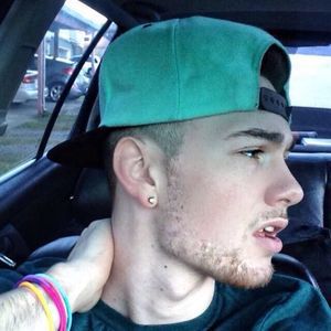 Meet your Posher, Peter