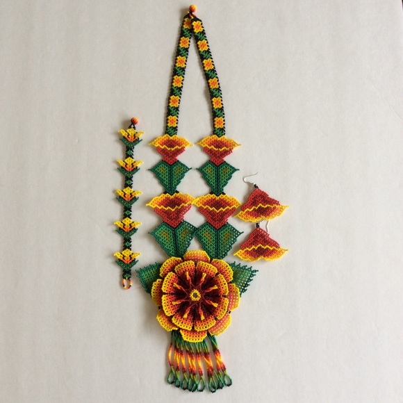 Huichol Necklace, Bracelet and Earrings Set - Picture 2 of 4