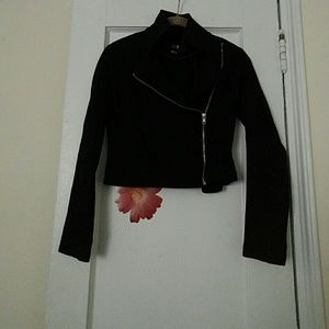 Black cropped jacket
