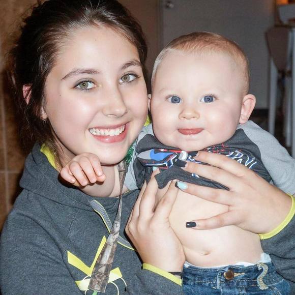 Meet your Posher, Lexi - Picture 1 of 1