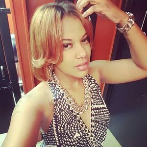 Meet your Posher, Stephanie