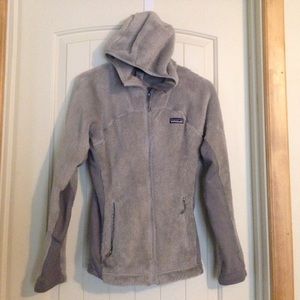 Patagonia jacket with hood !