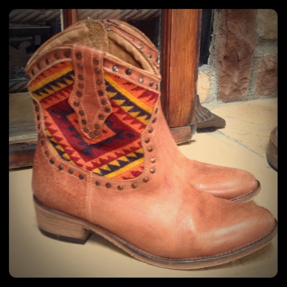 Steve Madden booties