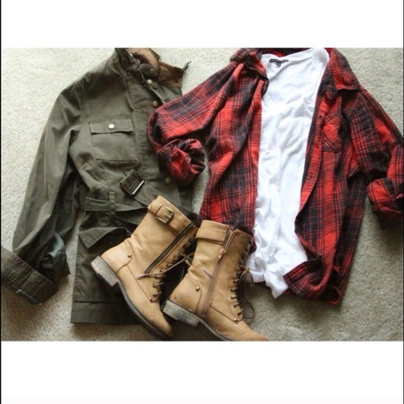 💥SOLD💥 Tan combat boots - Picture 4 of 4