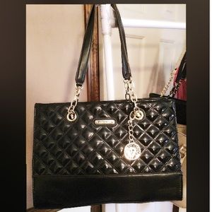 ANNE KLIEN "COAST IS CLEAR" HAND TOTE* BLACK/BLACK