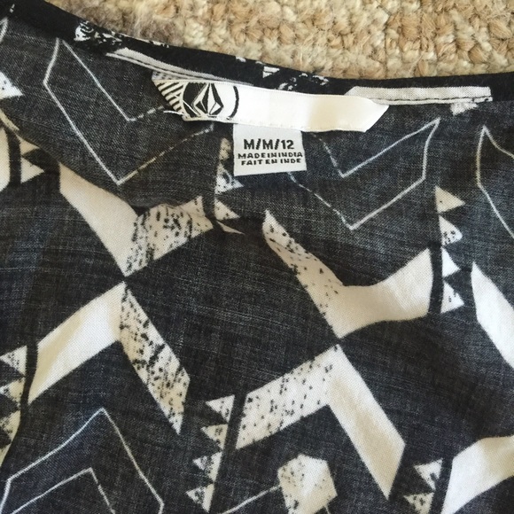 Volcom Aztec button up dress - Picture 2 of 3