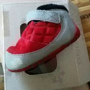 Infants NORTH FACE Booties sz 4
