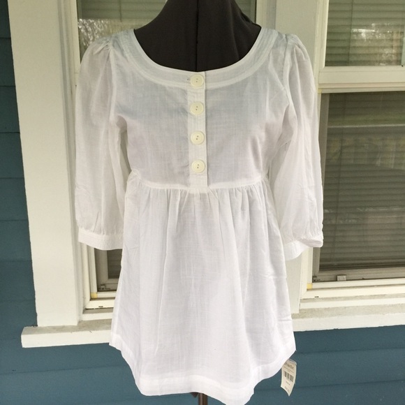Shade Tops - NWT🚨SHADE White Tunic Top