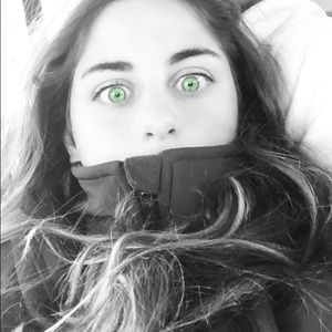 Meet your Posher, Alyssa