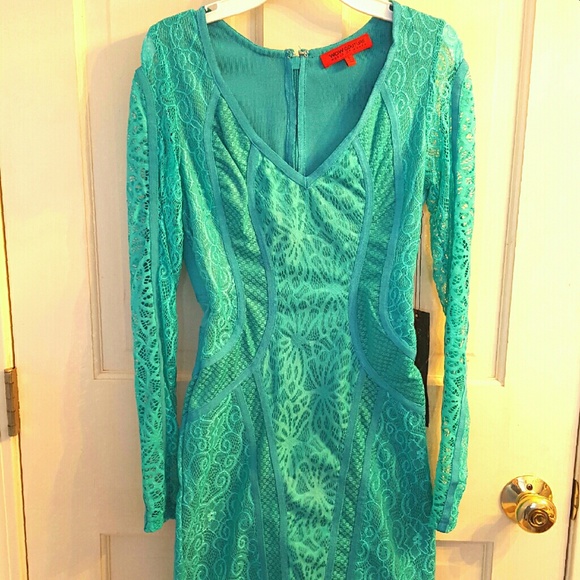 Wow Couture Jade lace bodycon dress