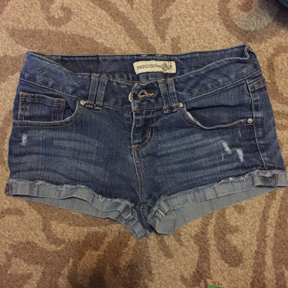 Paris blues shorts