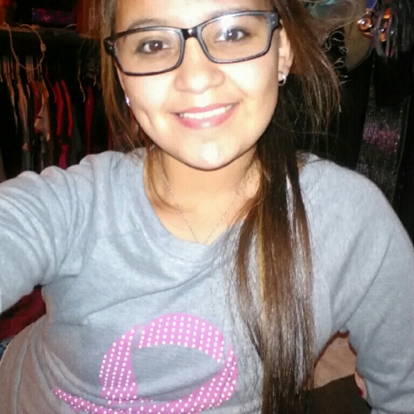 Meet your Posher, Aaronessa - Picture 1 of 1