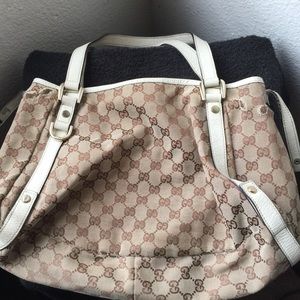 "GUCCI" tote❤️ $50 OBO