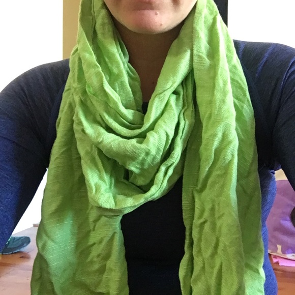 Bright green scarf