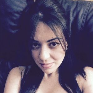 Meet your Posher, Liv