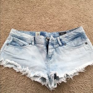 Cheeky jean cut offs