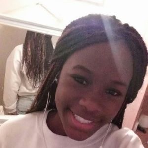 Meet your Posher, Kyla