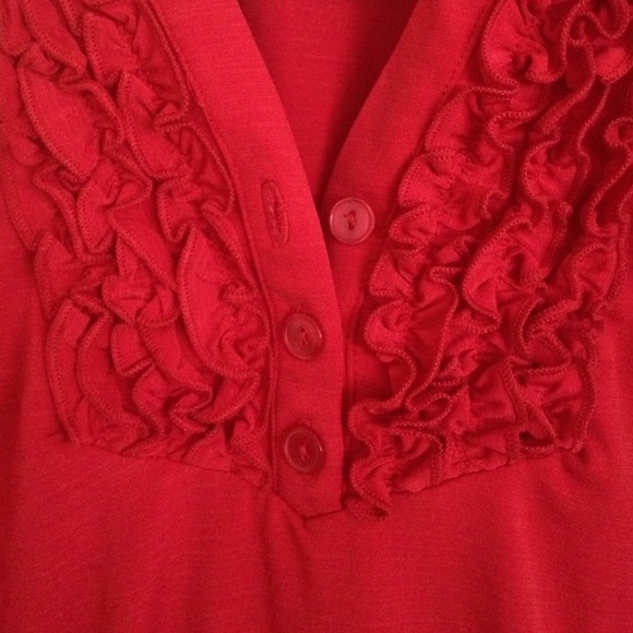 Red Ruffled top NWT! - Picture 2 of 3