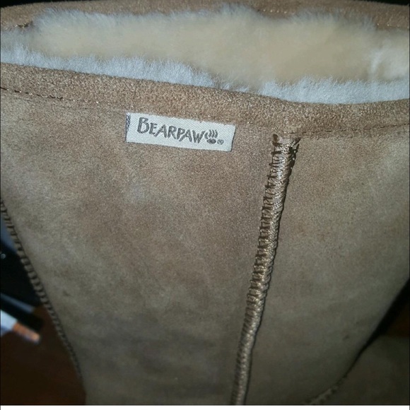 Bearpaw tall chestnut boots