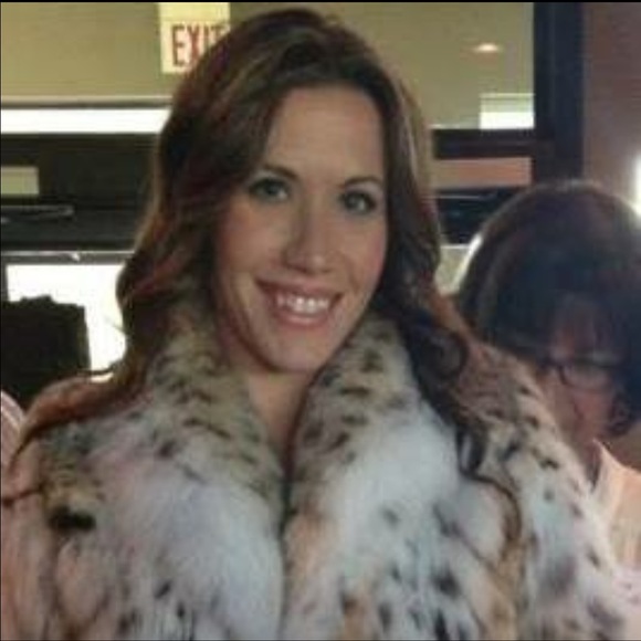 Meet your Posher, Stefanie - Picture 3 of 4