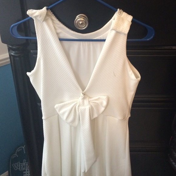 White bow dress with beaded neckline - Picture 2 of 2
