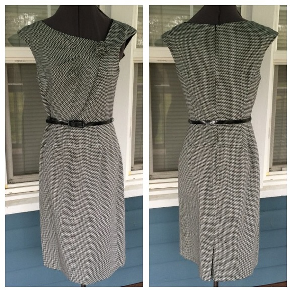 Connected Apparel Dresses & Skirts - CONNECTED APPAREL B&W Houndstooth Dress