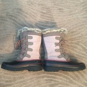 Khombu stylish winter boots