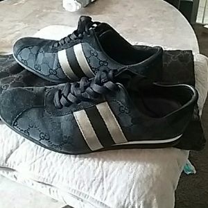 GUCCI Black shoes